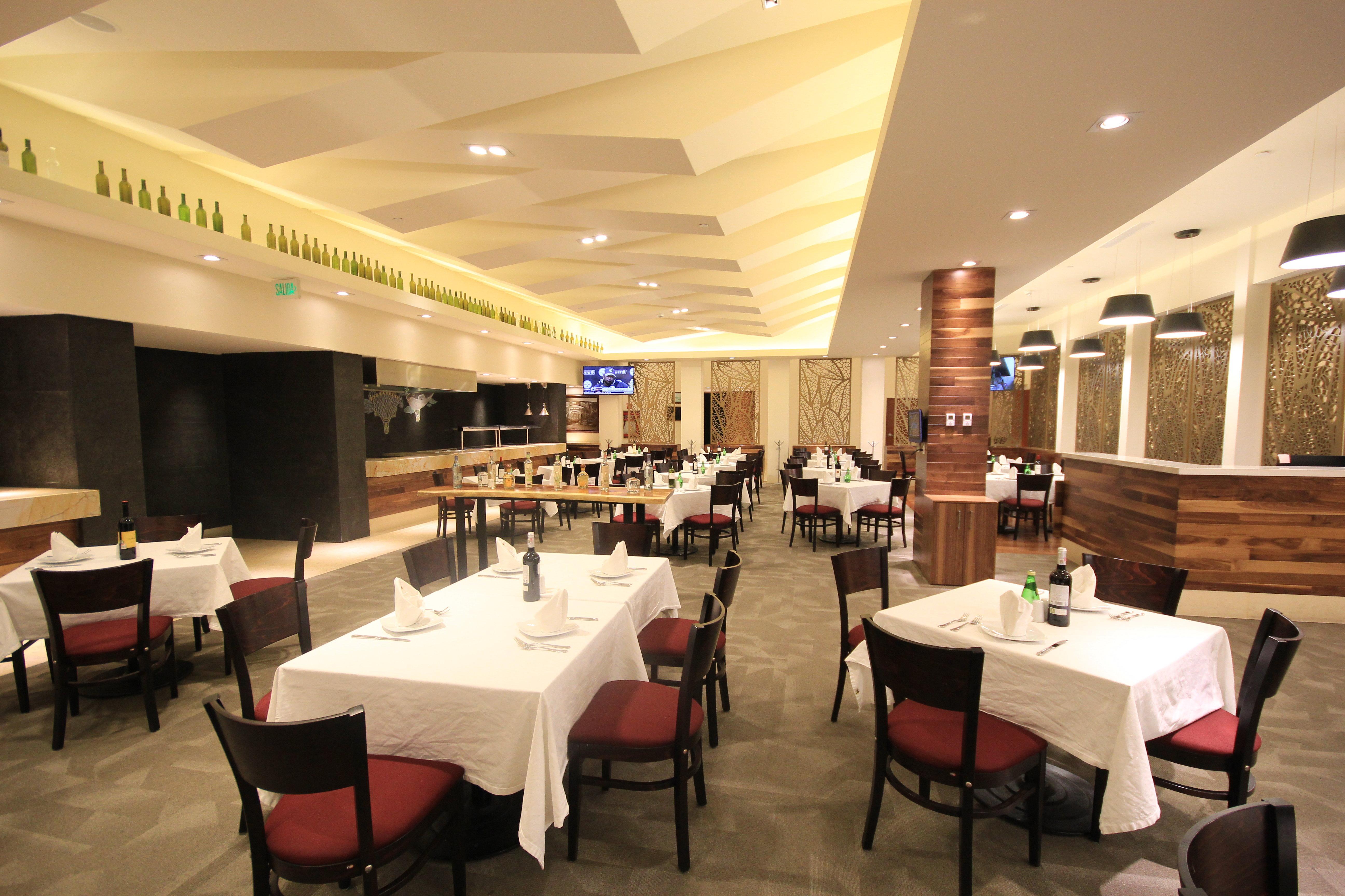 Holiday Inn & Suites Plaza Mayor By Ihg Леон Екстер'єр фото